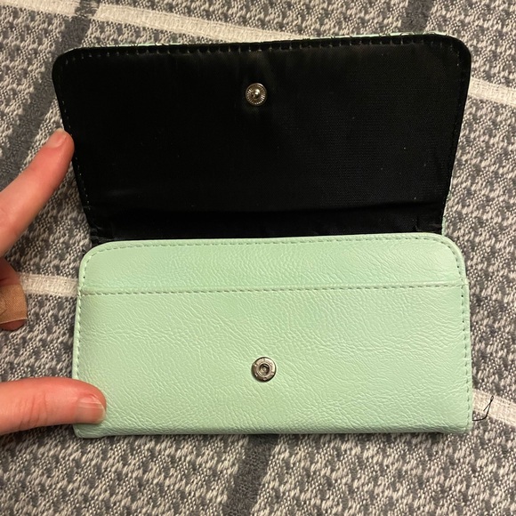 Little Mermaid Tri-Fold Loungfly - Picture 3 of 8